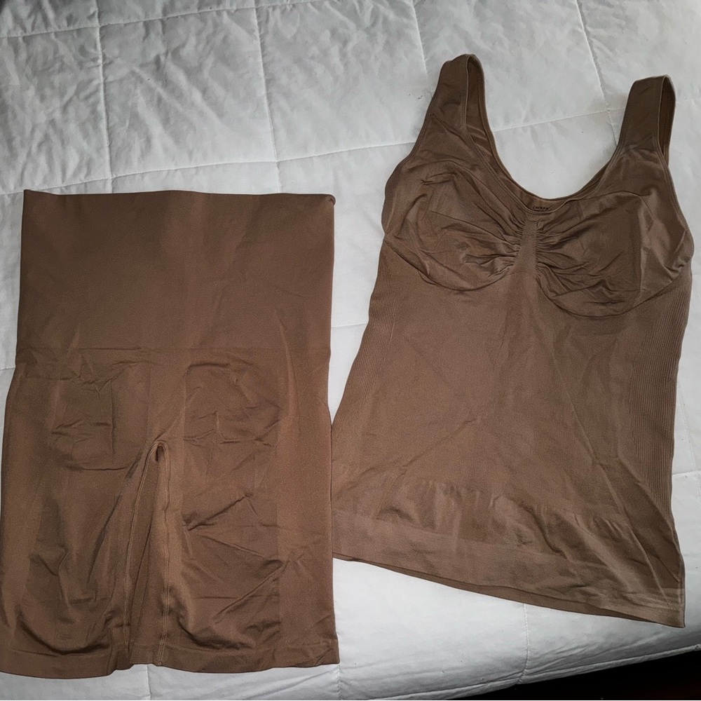 Casique shape-ware  22/24. Lane Bryant